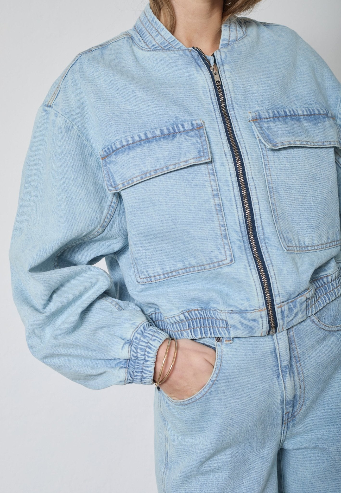 AronaCC Bomber - Pale Blue - Co'couture