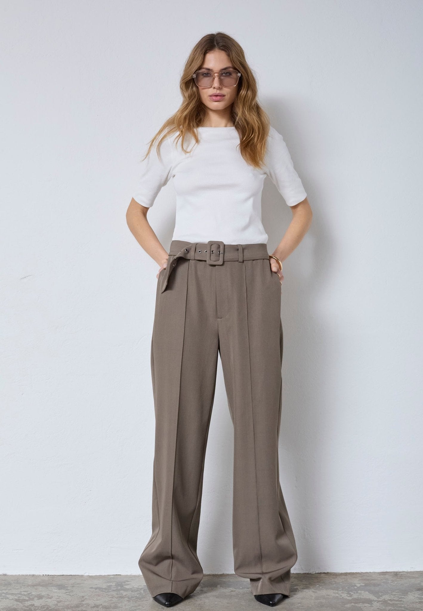 LunaCC Belt Crease LL Pant - Walnut - Co'couture