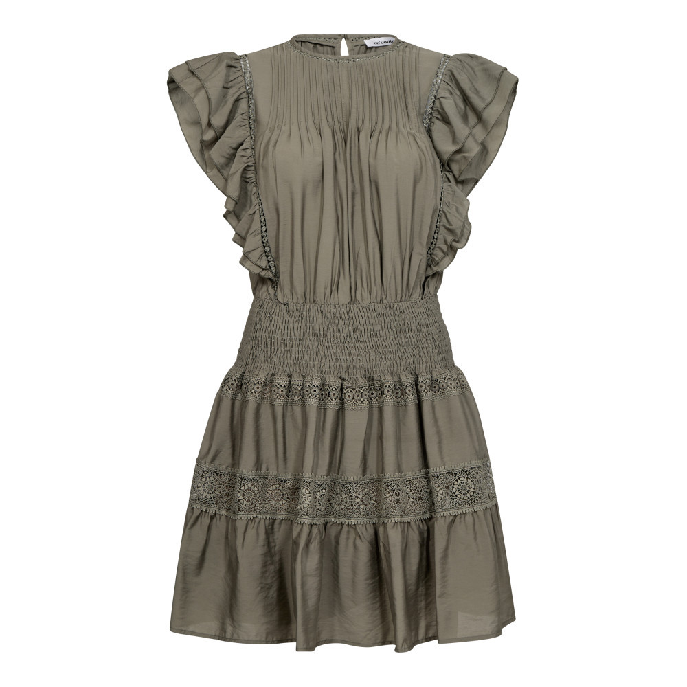 36486-CallimCC-Frill-Pintuck-dress-7555-01